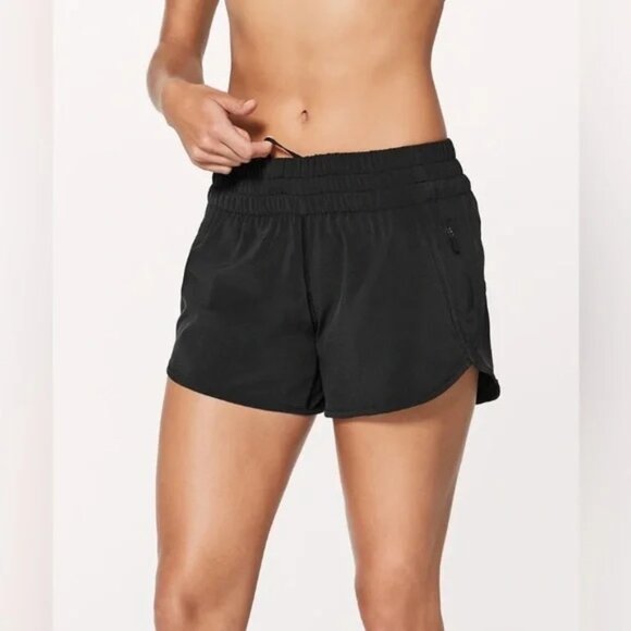 Lululemon The Tracker 3.5” Shorts Black Size 4 - Picture 2 of 9